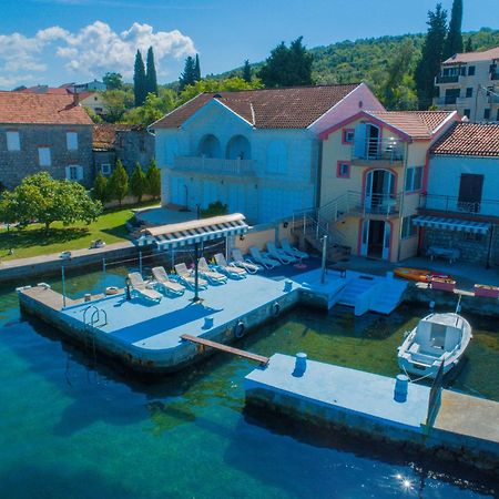 Porto Del Sole Apartments Tivat Buitenkant foto