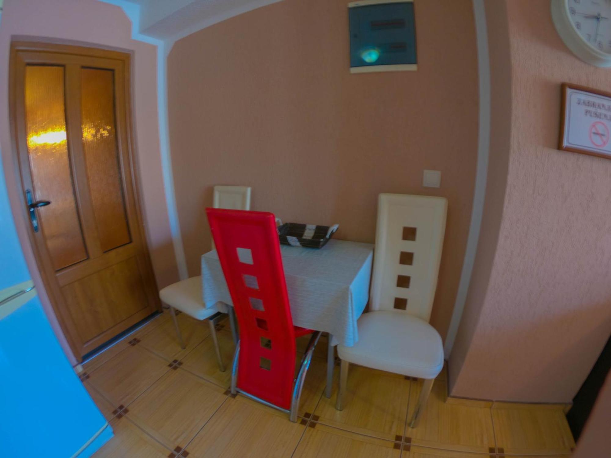 Porto Del Sole Apartments Tivat Buitenkant foto