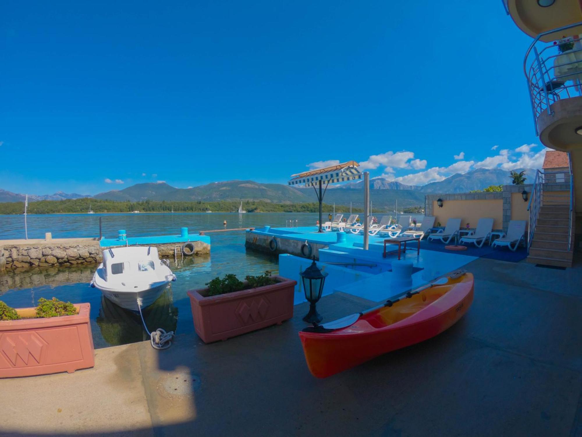 Porto Del Sole Apartments Tivat Buitenkant foto