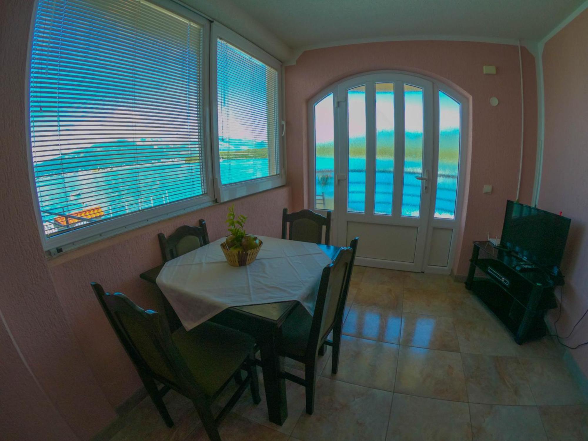 Porto Del Sole Apartments Tivat Buitenkant foto