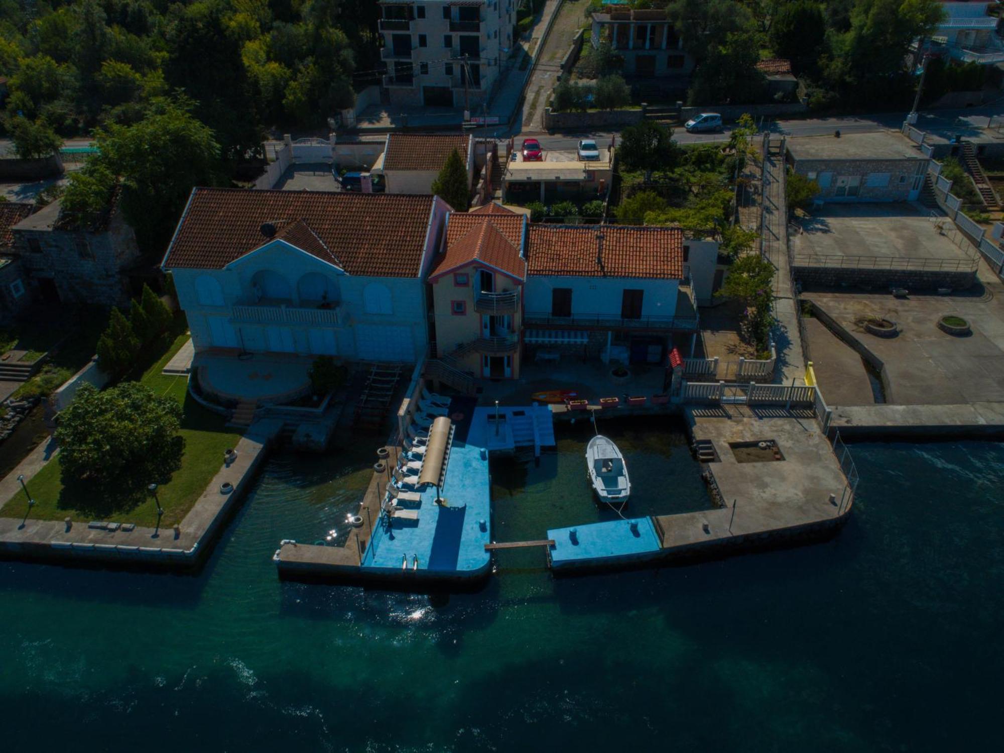 Porto Del Sole Apartments Tivat Buitenkant foto