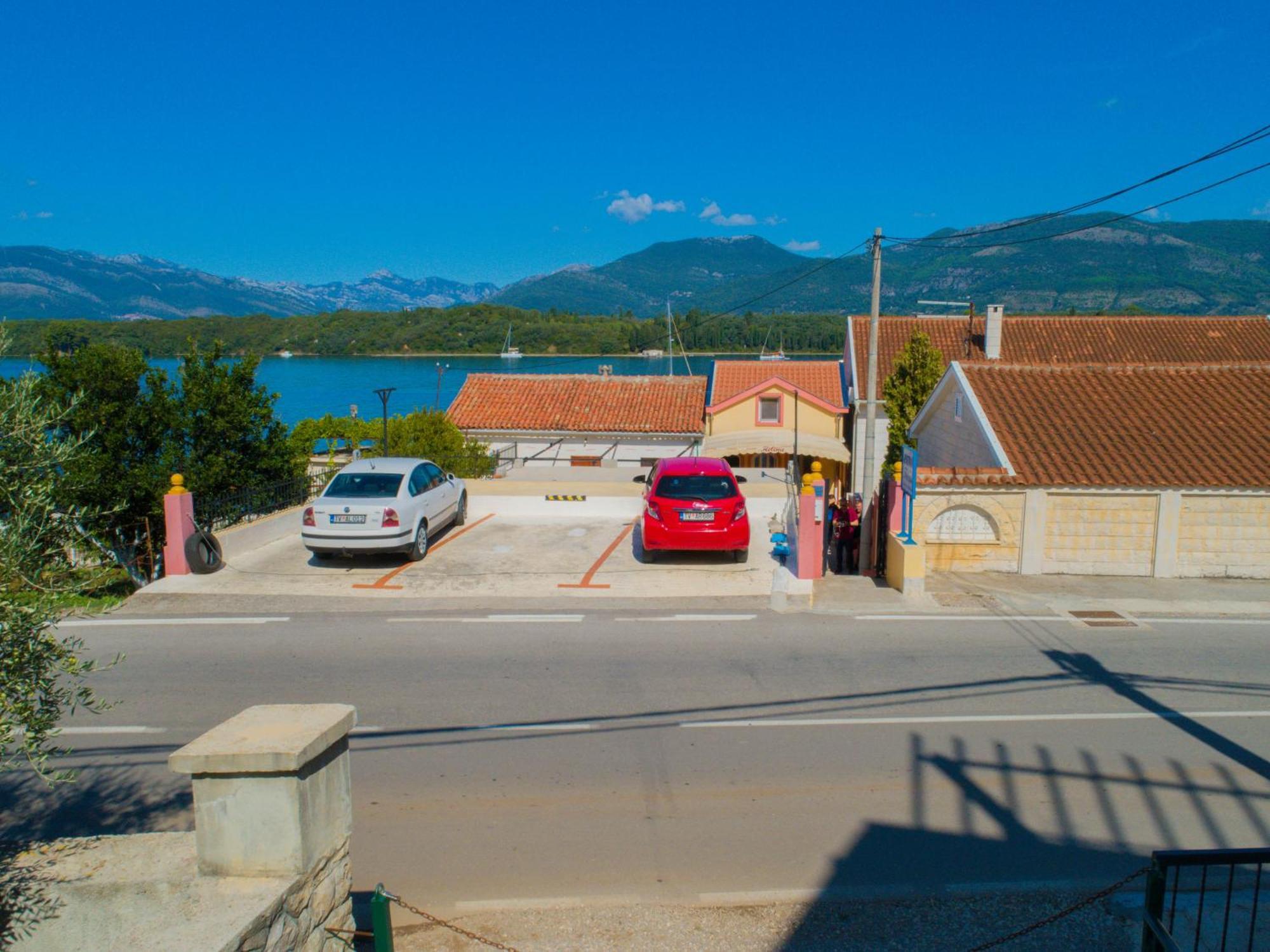 Porto Del Sole Apartments Tivat Buitenkant foto