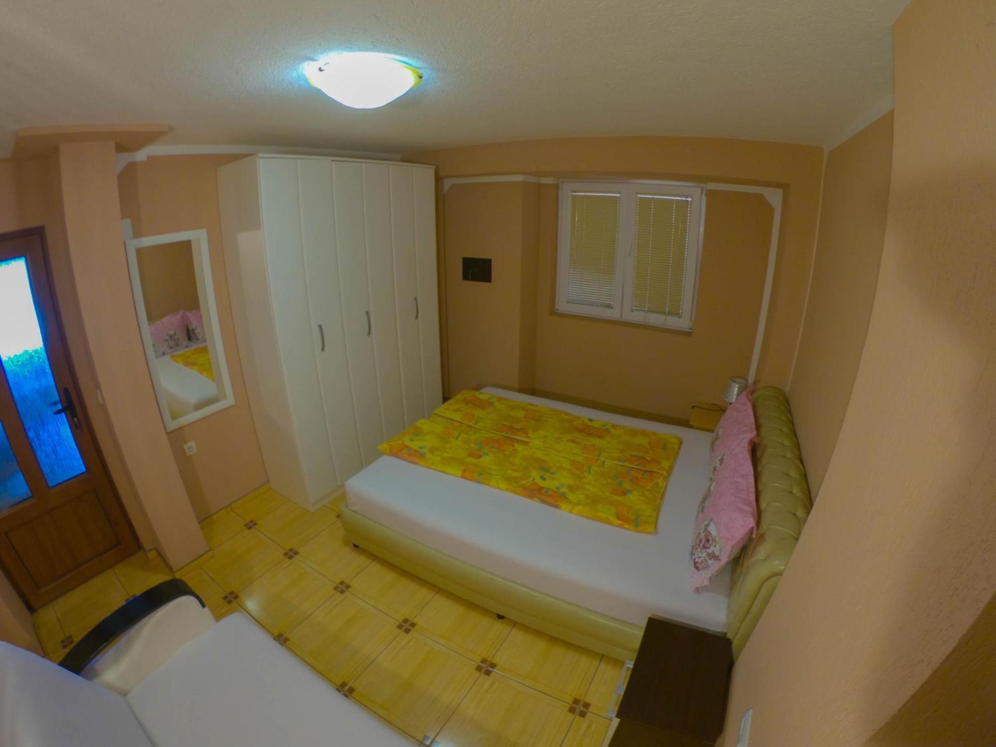 Porto Del Sole Apartments Tivat Buitenkant foto
