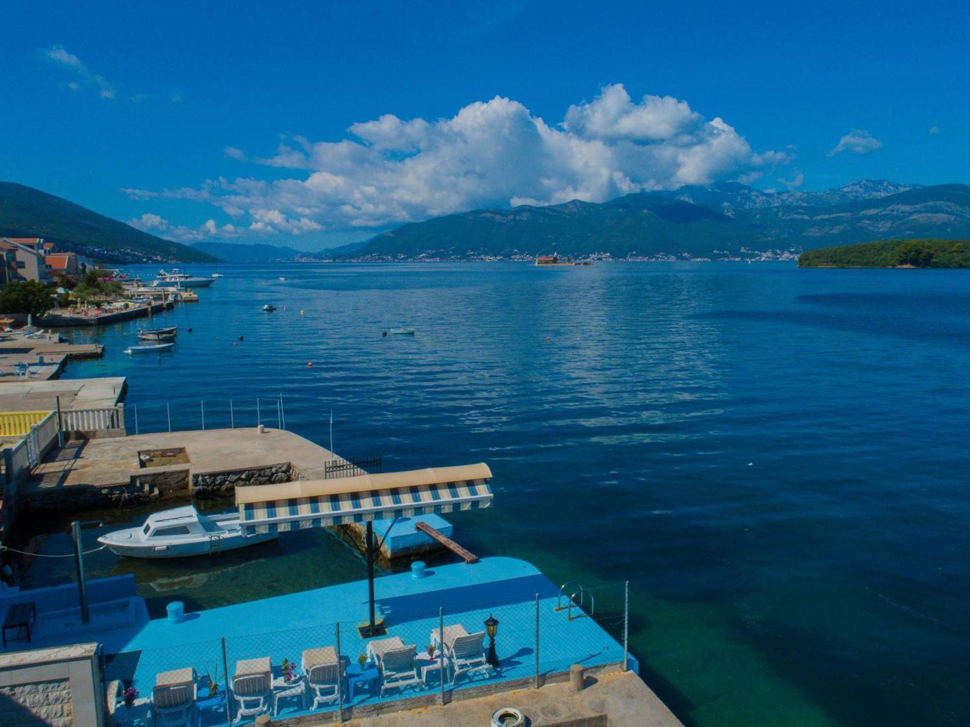 Porto Del Sole Apartments Tivat Buitenkant foto