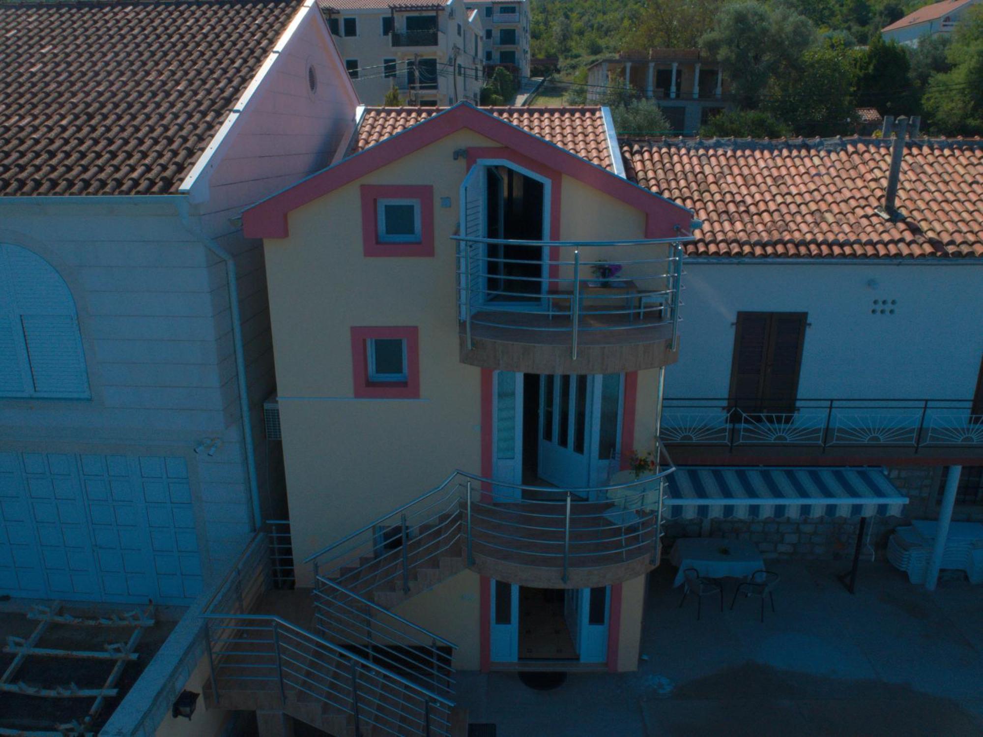 Porto Del Sole Apartments Tivat Buitenkant foto