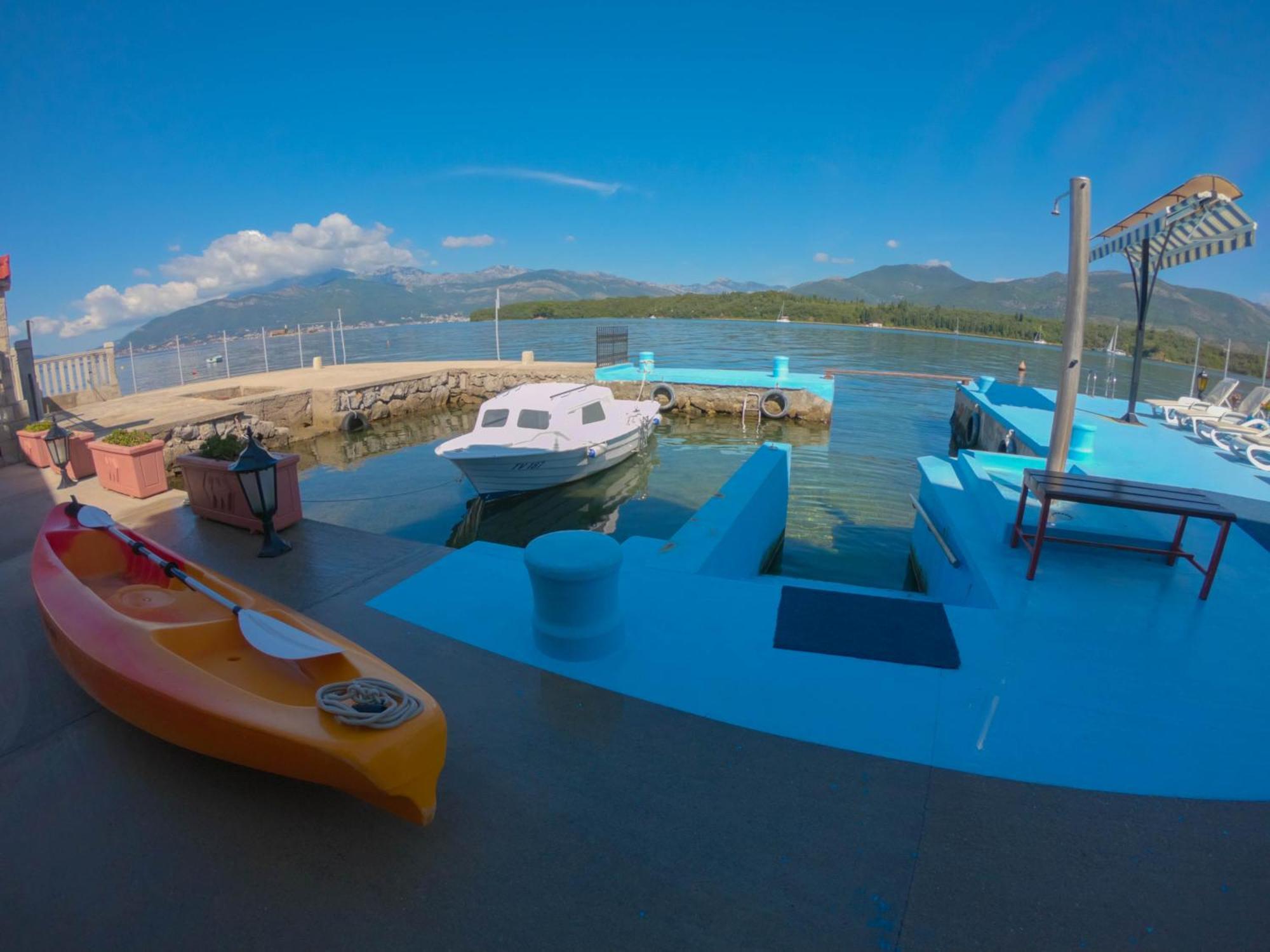 Porto Del Sole Apartments Tivat Buitenkant foto