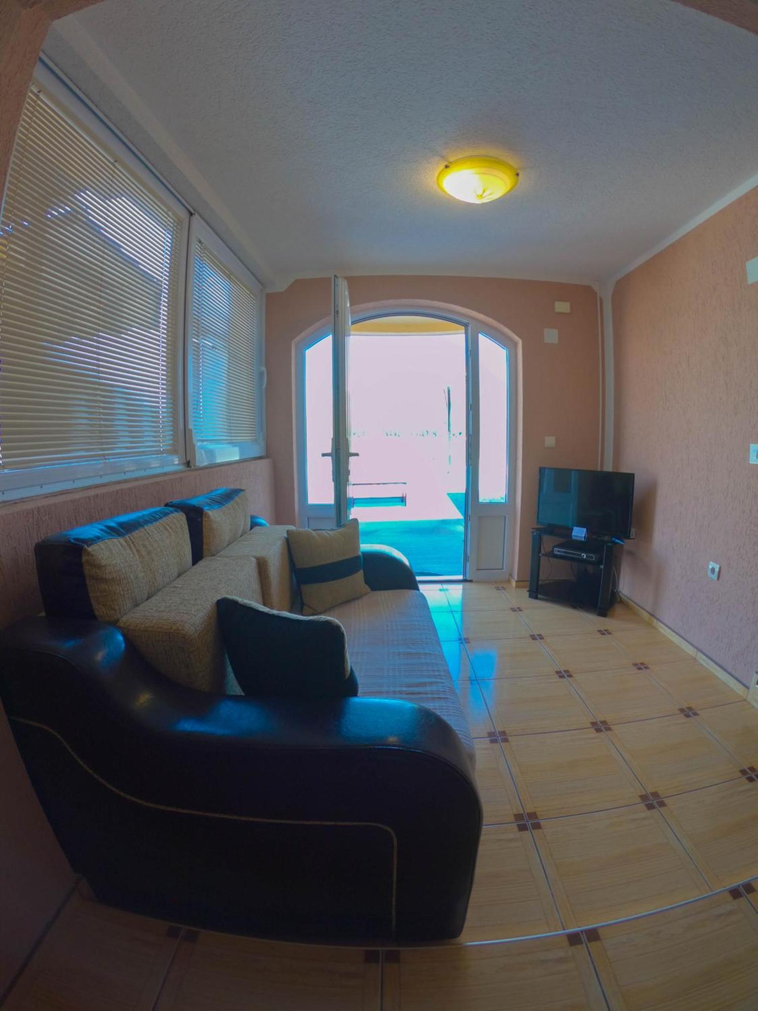 Porto Del Sole Apartments Tivat Buitenkant foto